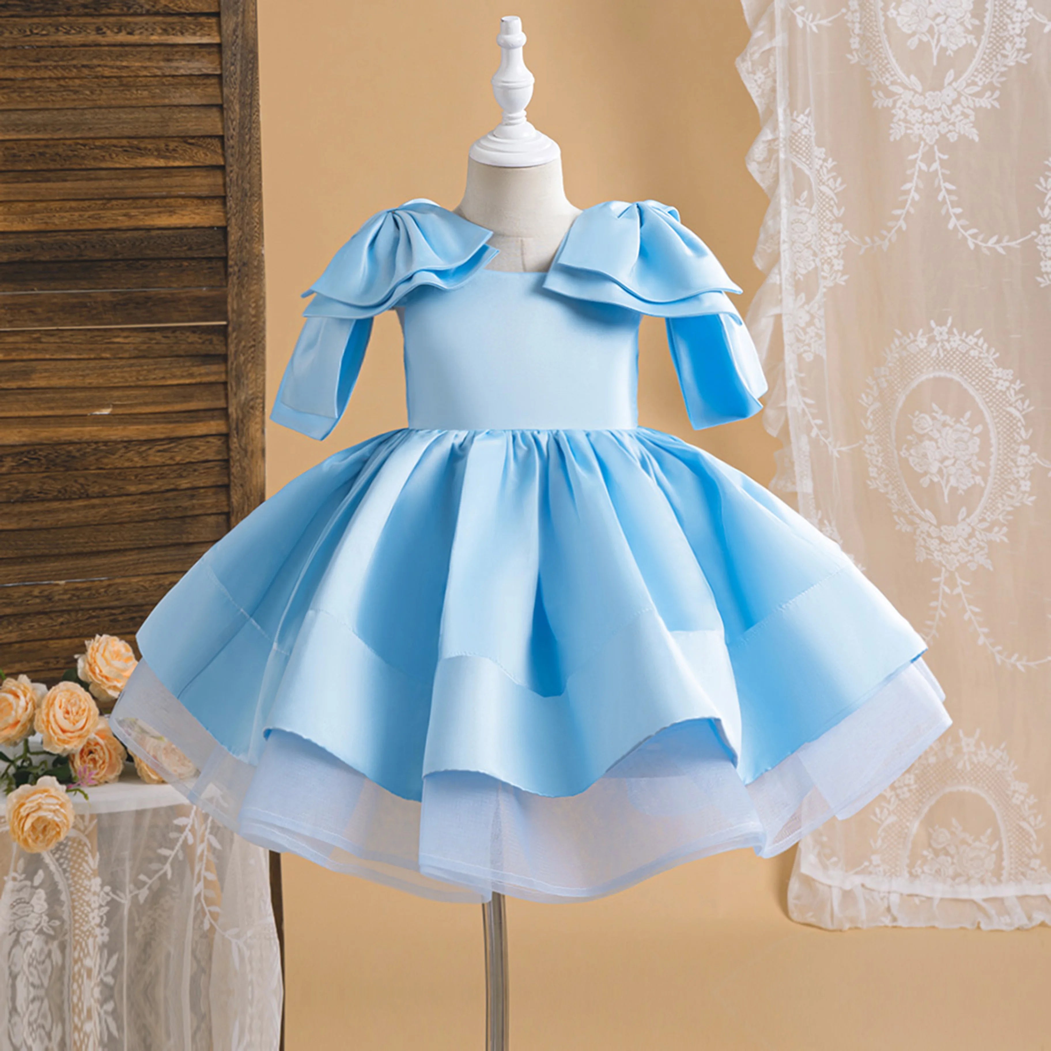 Princess Charm Ruffle Sleeve Kids Party Dress