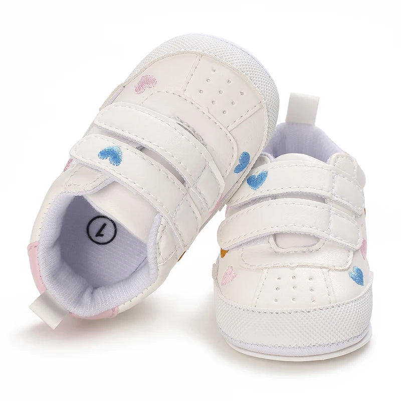 Baby Sneakers Sweet Hearts