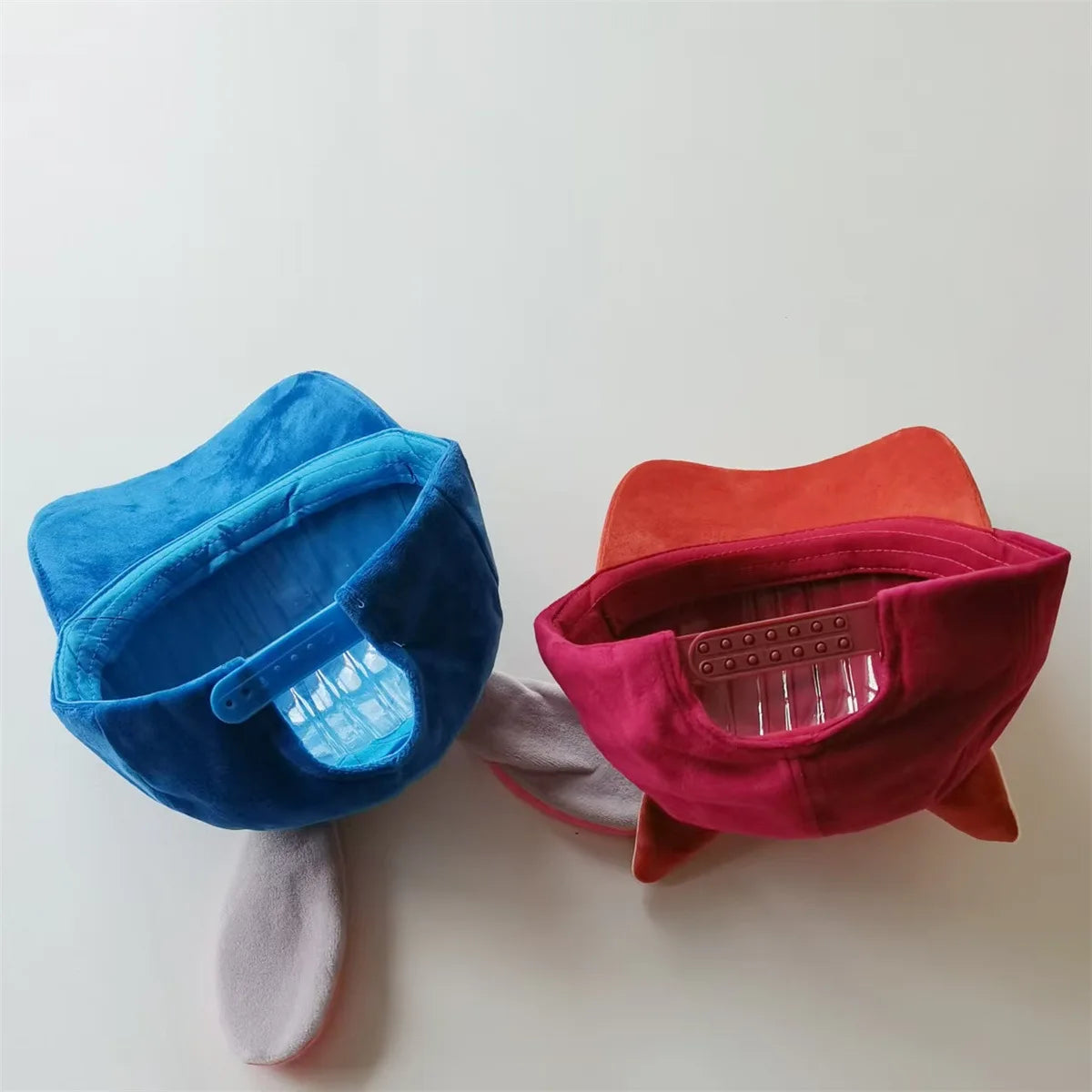 City Friends Plush Kids Cap Set