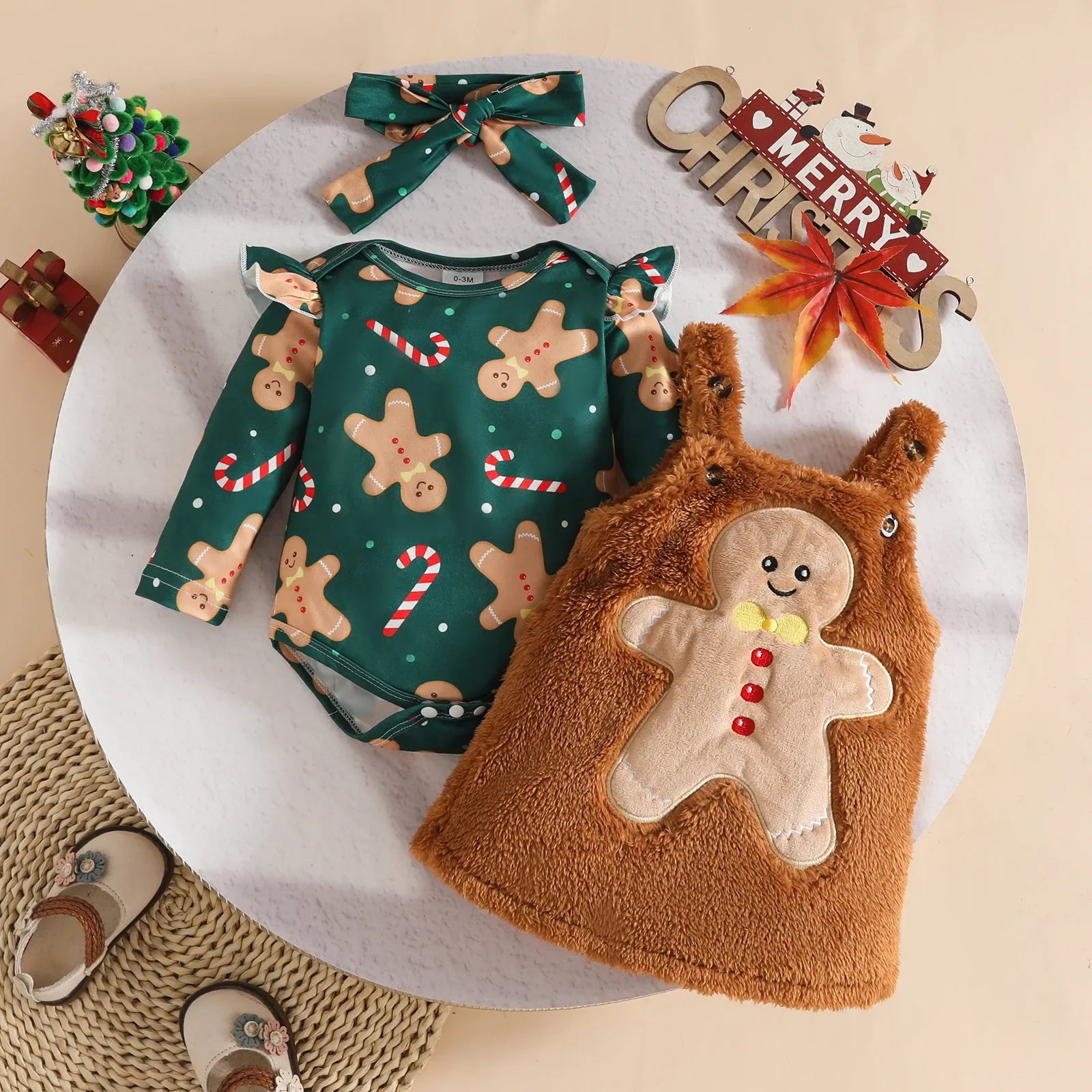 Gingerbread Giggles Holiday Set