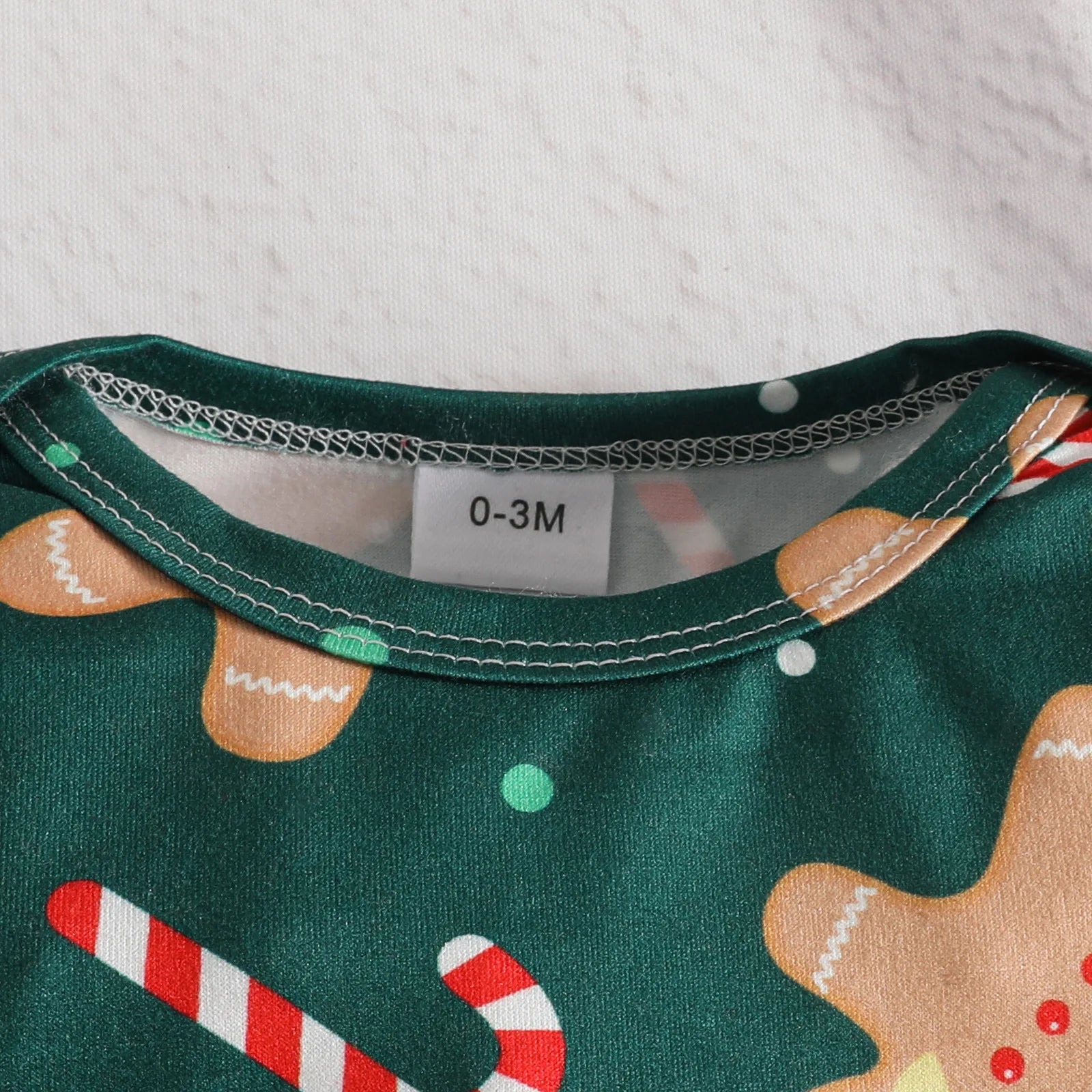 Gingerbread Giggles Holiday Set