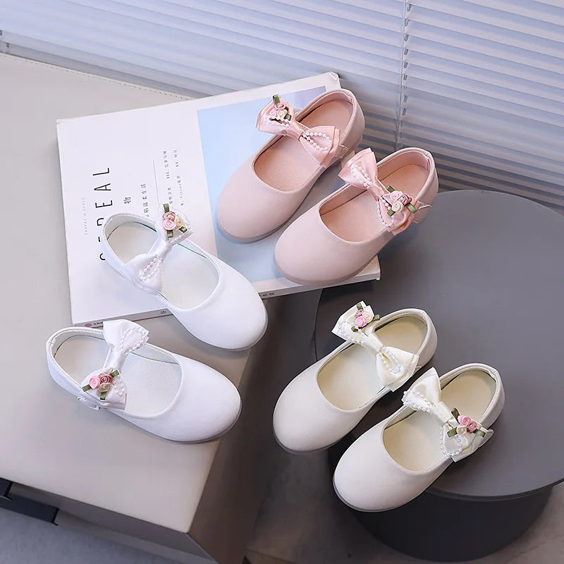 Sapatilha Infantil Elegance com Laço Floral